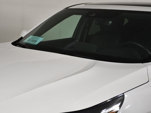 Certified 2025 Acura RDX SH-AWD image 12