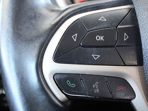 Used 2014 Jeep Cherokee Latitude image 29