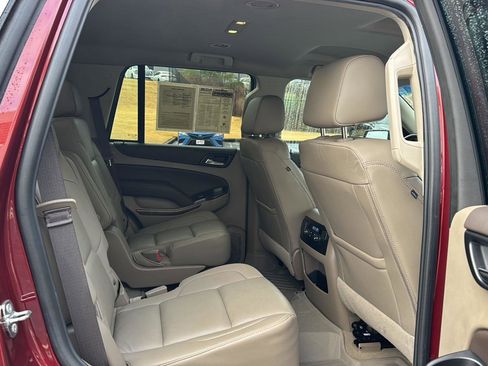 Used 2019 Chevrolet Tahoe LT w/ Luxury Package image 11