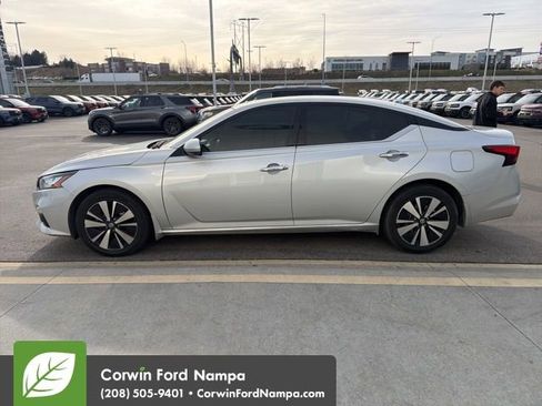 Used 2020 Nissan Altima 2.5 SL image 6