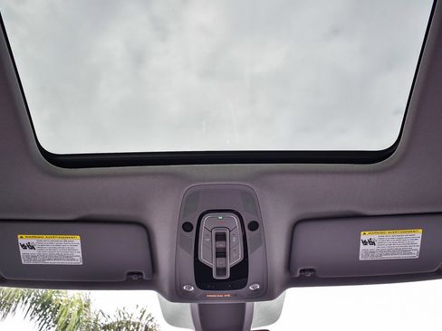 Used 2022 Audi Q5 2.0T Premium w/ Convenience Package image 15