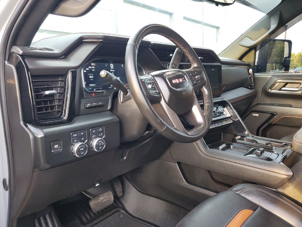 Used 2024 GMC Sierra 2500 AT4 w/ AT4 Premium Plus Package AWD/4WD image 20