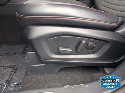 Used 2025 Ford Explorer ST-Line AWD/4WD image 14