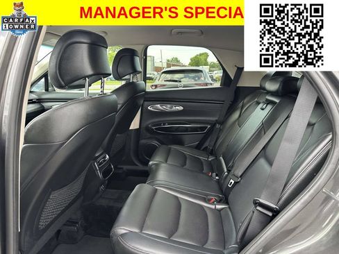 Used 2025 Genesis GV70 2.5T AWD/4WD image 10