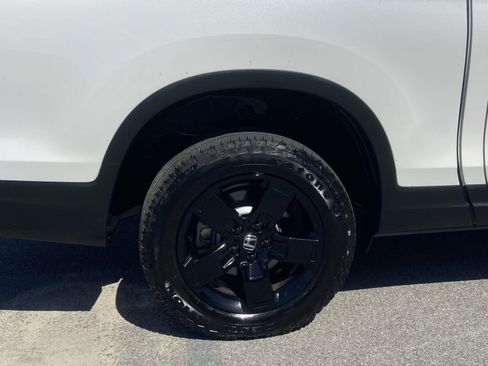 Used 2025 Honda Ridgeline Black Edition image 7