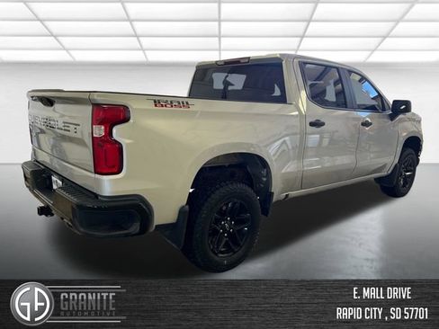 Used 2020 Chevrolet Silverado 1500 Custom Trail Boss w/ Custom Convenience Package AWD/4WD image 5