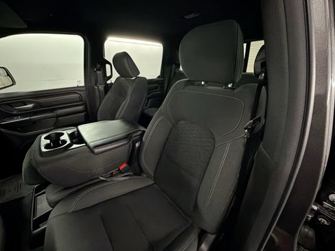 Used 2025 RAM 1500 Tradesman w/ Night Edition AWD/4WD image 18