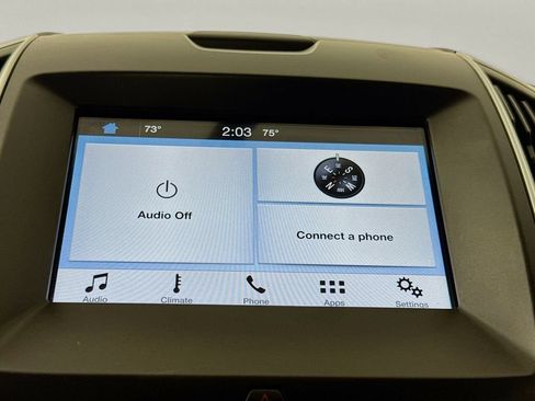 Used 2016 Ford Edge Titanium FWD image 17