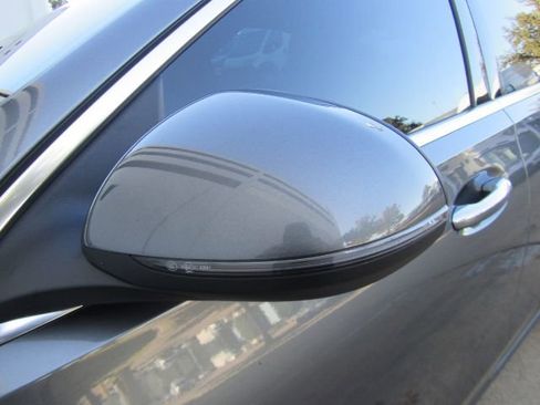 Used 2023 Mercedes-Benz C 300 Sedan image 18