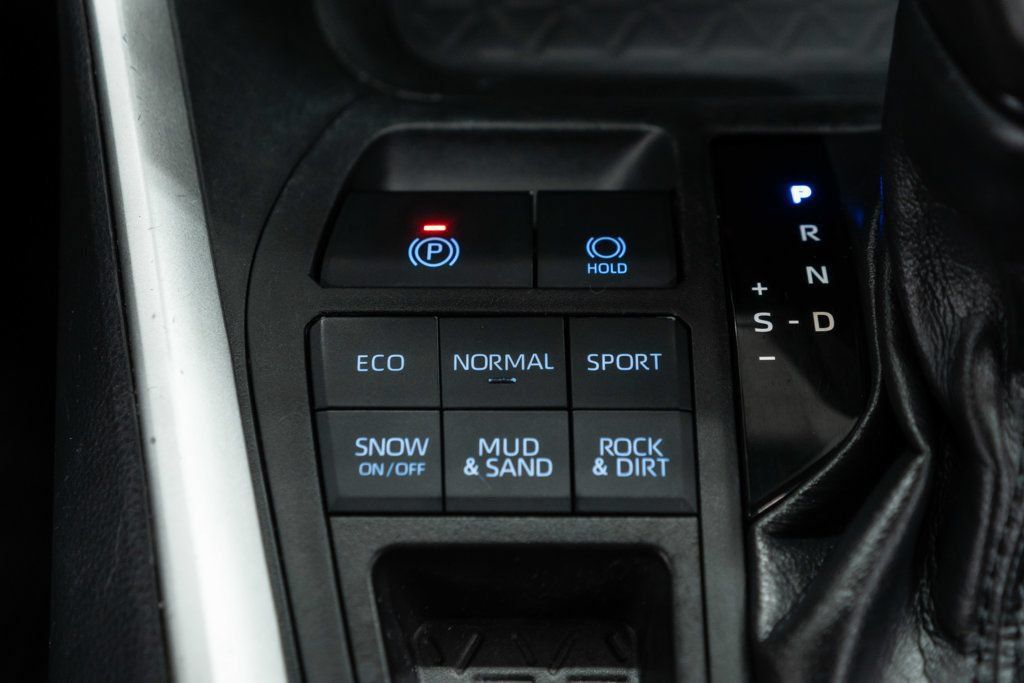 Used 2019 Toyota RAV4 XLE Premium AWD/4WD image 23