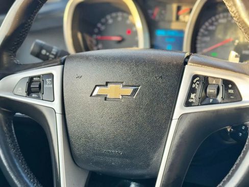 Used 2017 Chevrolet Equinox LT w/ Midnight Edition image 23