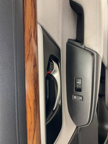 Used 2020 Honda CR-V EX image 19