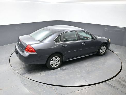 Used 2010 Chevrolet Impala LS FWD image 11