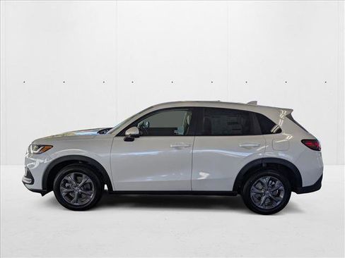 New 2026 Honda HR-V LX image 5
