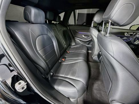Used 2022 Mercedes-Benz GLC 300 image 35