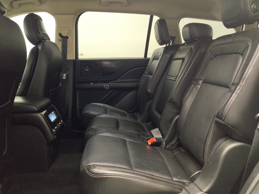 Used 2020 Lincoln Aviator Reserve w/ Elements Package Plus RWD image 18