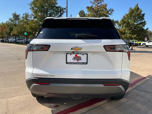 Used 2025 Chevrolet Equinox LT image 7