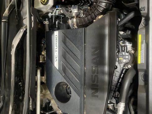 Used 2024 Nissan Rogue SV image 36