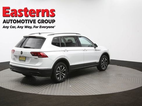 Used 2022 Volkswagen Tiguan S image 40