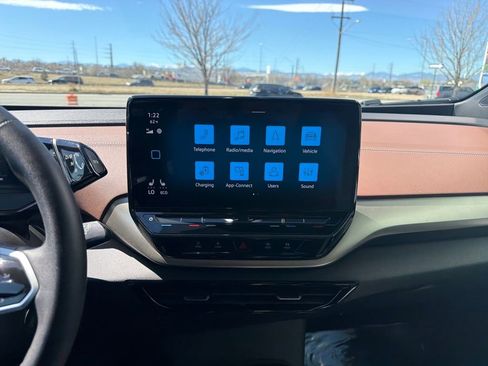 Used 2023 Volkswagen ID.4 Pro image 19