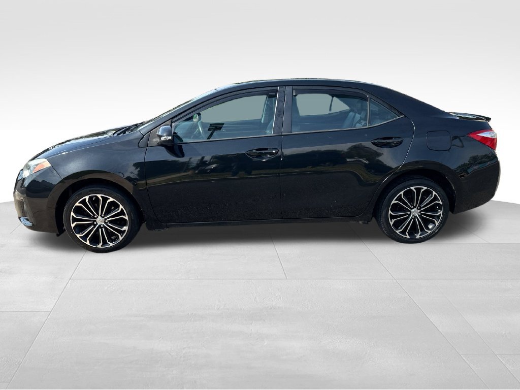 Used 2016 Toyota Corolla S FWD image 4