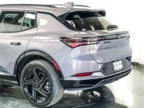 Certified 2024 Chevrolet Equinox EV RS FWD image 10