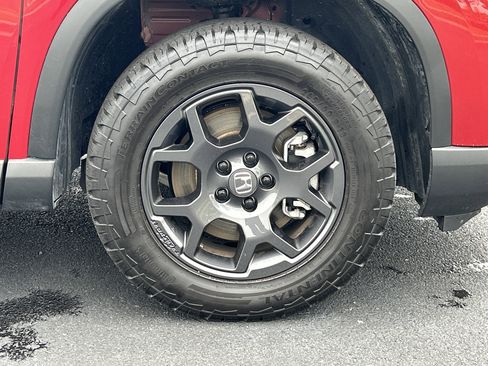 Certified 2025 Honda Pilot TrailSport image 33