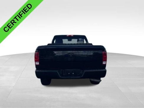 Used 2017 RAM 1500 Express w/ Black Ram 1500 Express Group RWD image 5