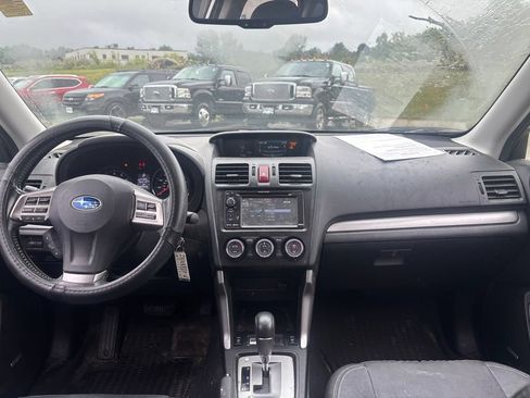 Used 2014 Subaru Forester 2.5i Touring AWD/4WD image 9