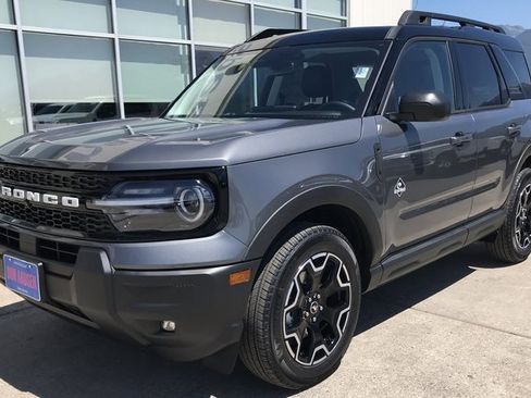 New 2025 Ford Bronco Sport Outer Banks image 3