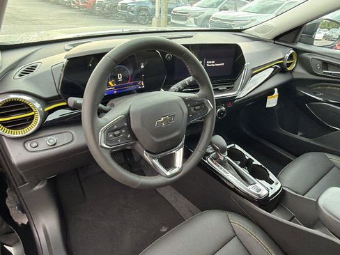 New 2026 Chevrolet Trax ACTIV w/ Sunroof Package FWD image 21