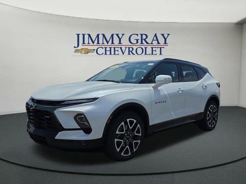 Used 2024 Chevrolet Blazer RS w/ Driver Confidence II Package FWD image 1