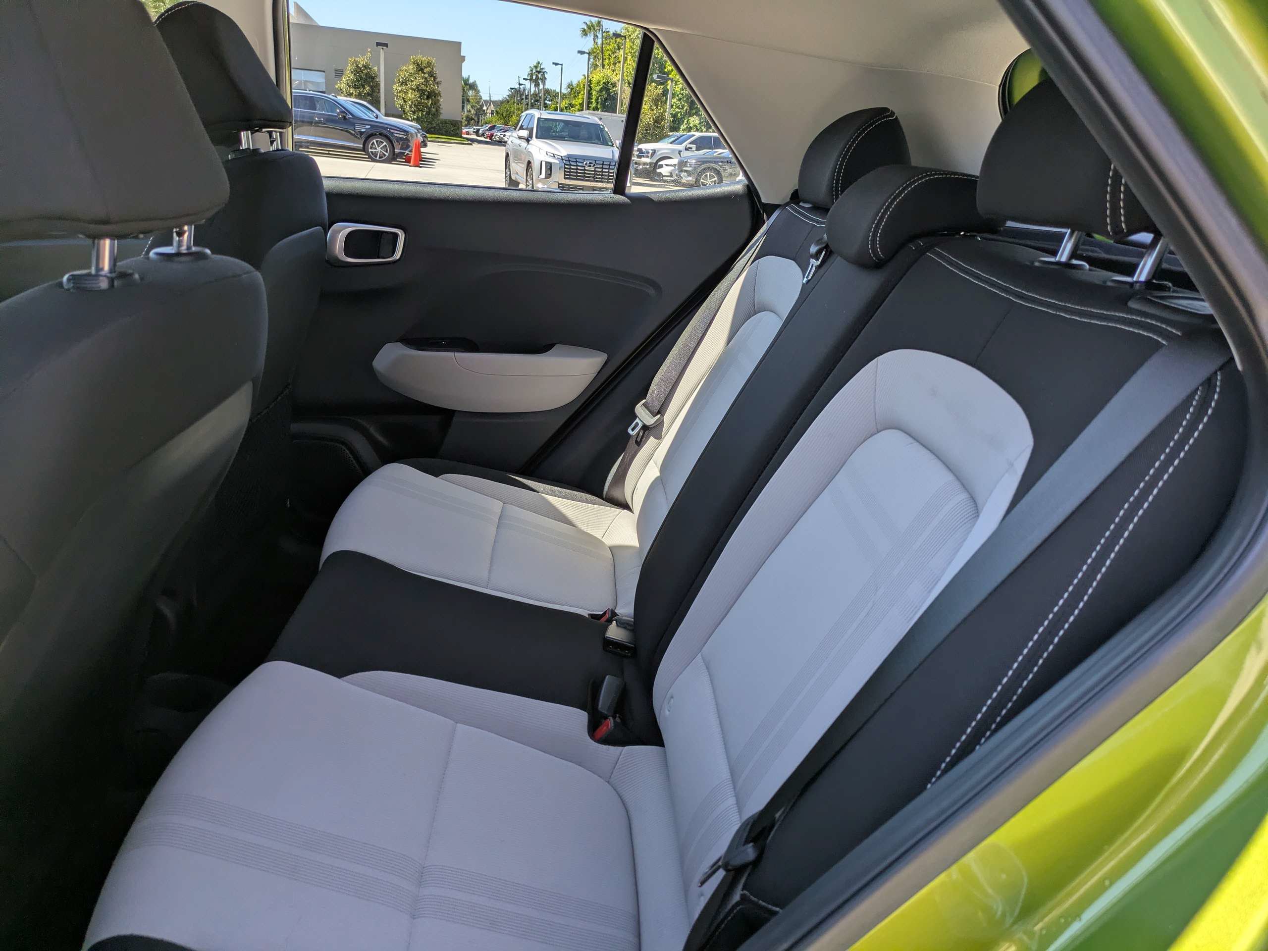 Certified 2024 Hyundai Venue SEL FWD image 12