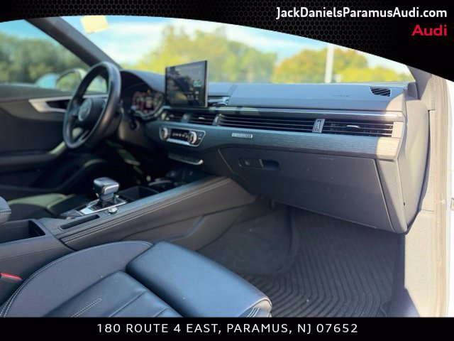 Used 2022 Audi A4 2.0T Premium Plus w/ Premium Plus Package AWD/4WD image 18