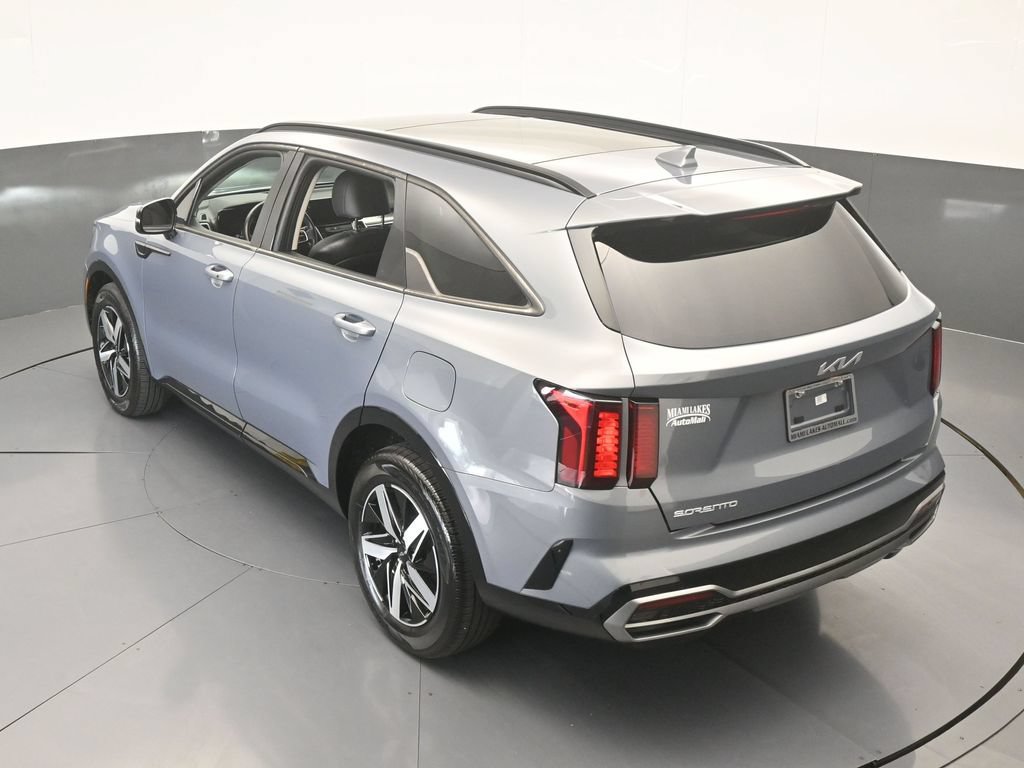 Used 2023 Kia Sorento S w/ Panoramic Sunroof Package FWD image 50