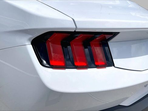 Used 2026 Ford Mustang Premium RWD image 26