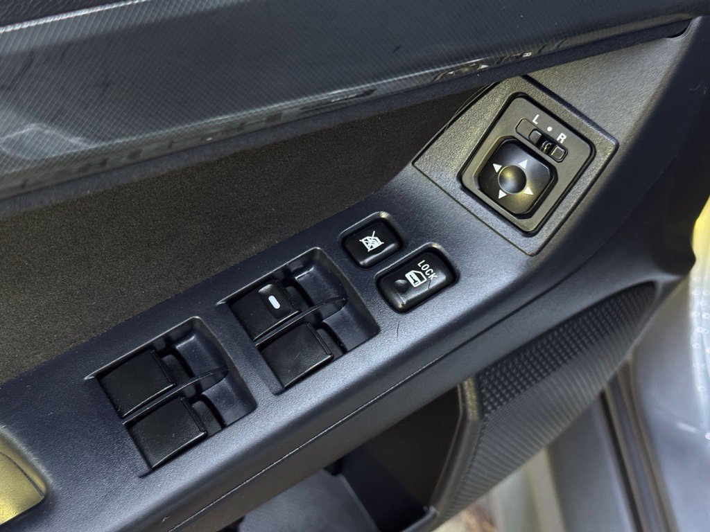 Used 2010 Mitsubishi Lancer Evolution SE AWD/4WD image 11