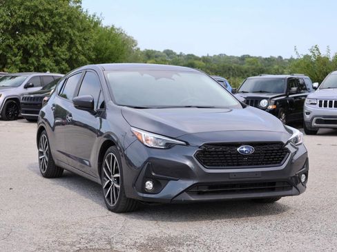 Used 2024 Subaru Impreza 2.0i Sport w/ Popular Package #1 image 4