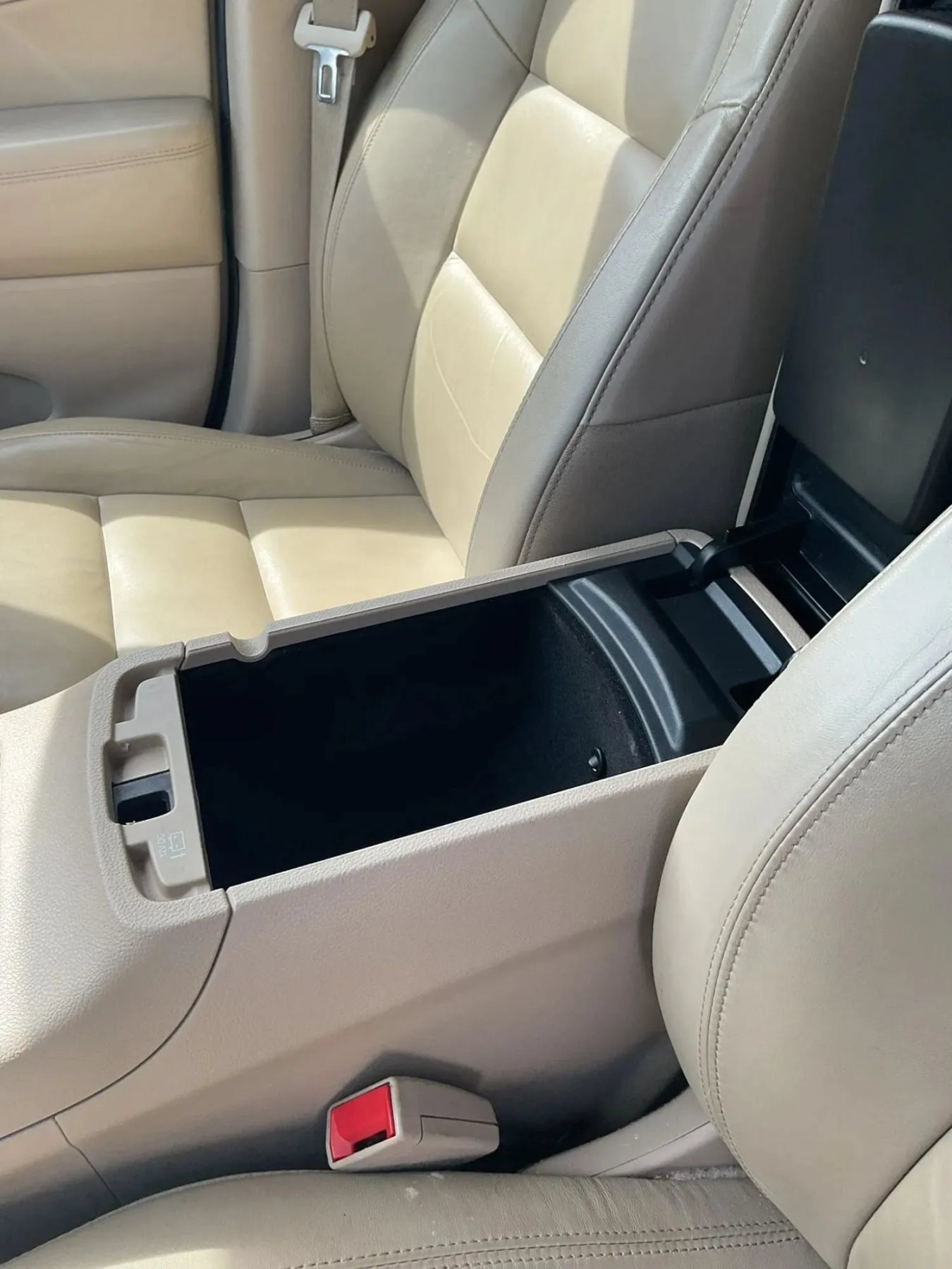 Used 2019 Jeep Grand Cherokee Limited AWD/4WD image 24