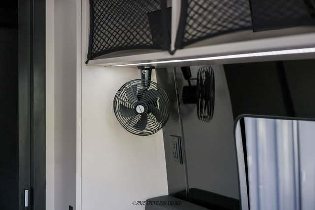 Used 2024 Mercedes-Benz Sprinter 2500 image 60