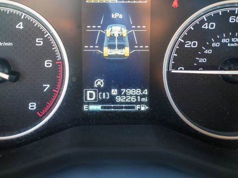 Used 2019 Subaru Forester Limited w/ Popular Package #3 image 31