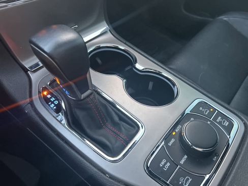 Used 2021 Jeep Grand Cherokee Trailhawk w/ Trailhawk Luxury Group image 46