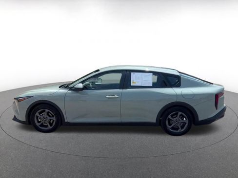 Used 2025 Kia K4 FWD image 9