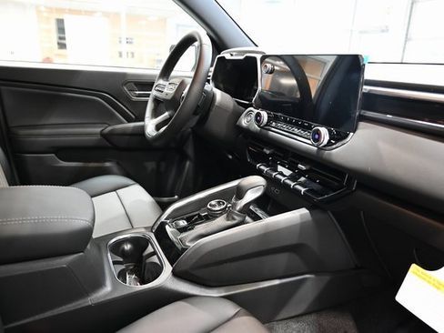 New 2026 GMC Canyon Elevation w/ Convenience Package image 16