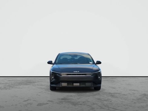 Used 2025 Kia K4 FWD image 3