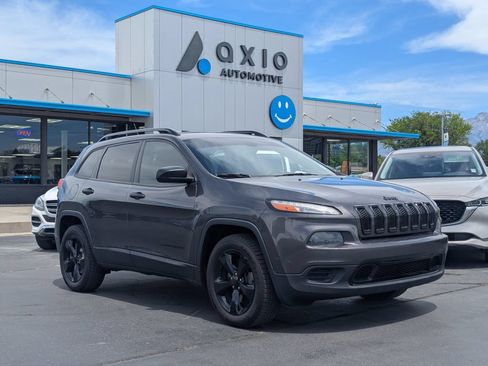 Used 2016 Jeep Cherokee Sport w/ Cold Weather Group AWD/4WD image 1