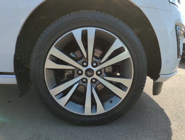Certified 2020 Ford Expedition Platinum AWD/4WD image 13