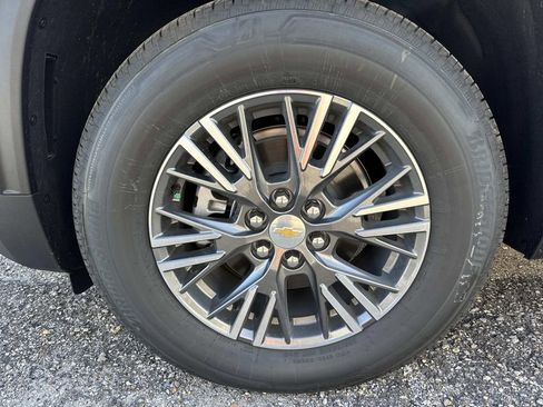 New 2026 Chevrolet Traverse LT image 4