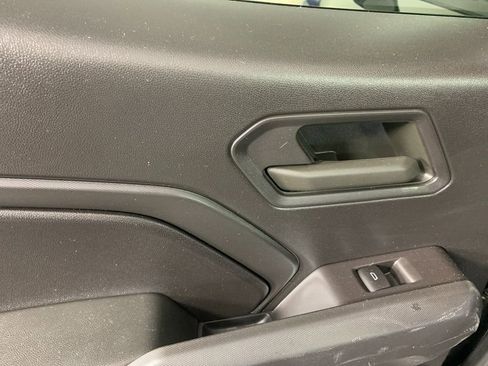 Used 2023 Chevrolet Colorado W/T image 31