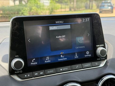 Used 2025 Nissan Sentra SV FWD image 20
